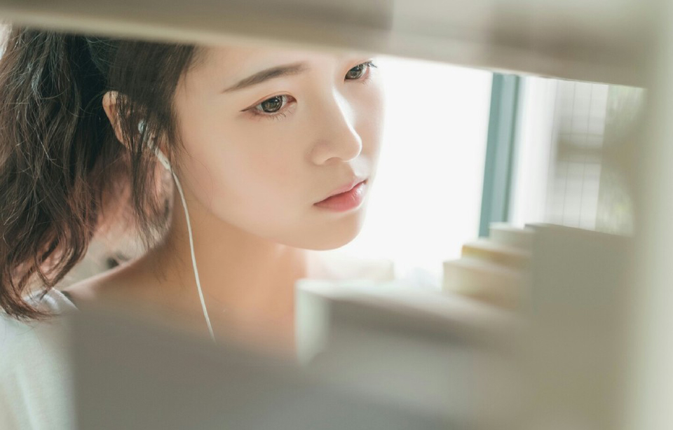 “去一趟夫人家，将夫人接回来。”刘璝冷声道。